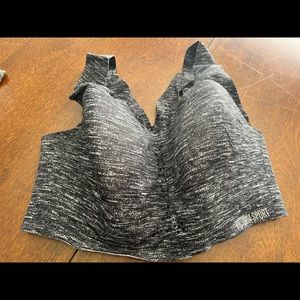 Victoria Secret Sports Bra 34DDD